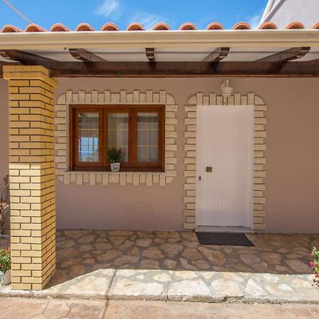 Nicoles Houses Ариллас Экстерьер фото